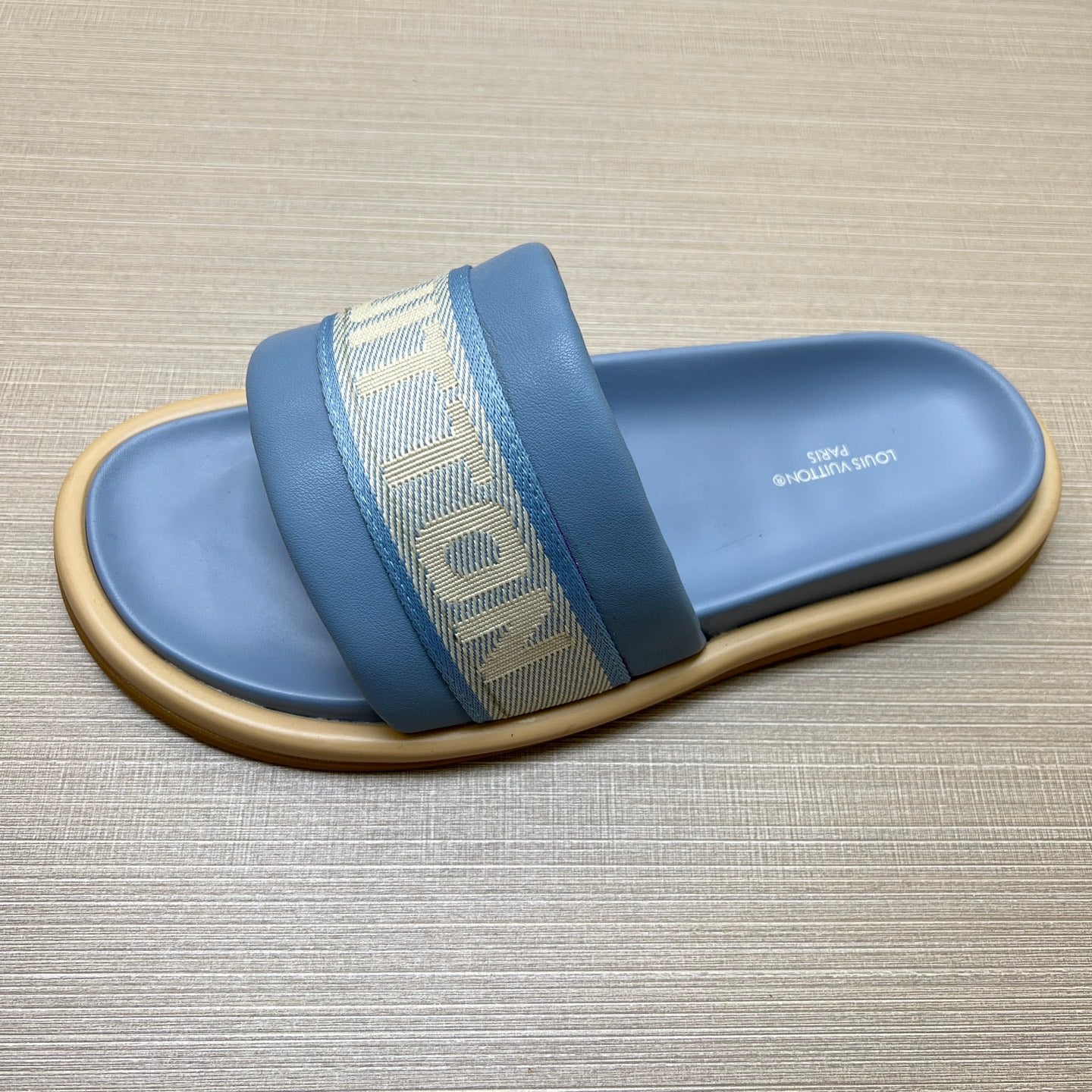 535ZE298Z Popular Slippers