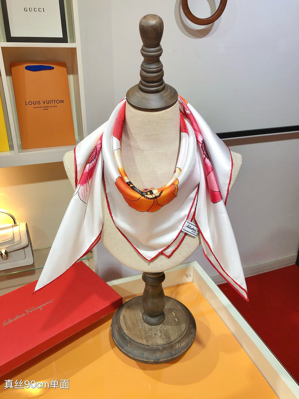 135ZA205W Popular Silk Scarve