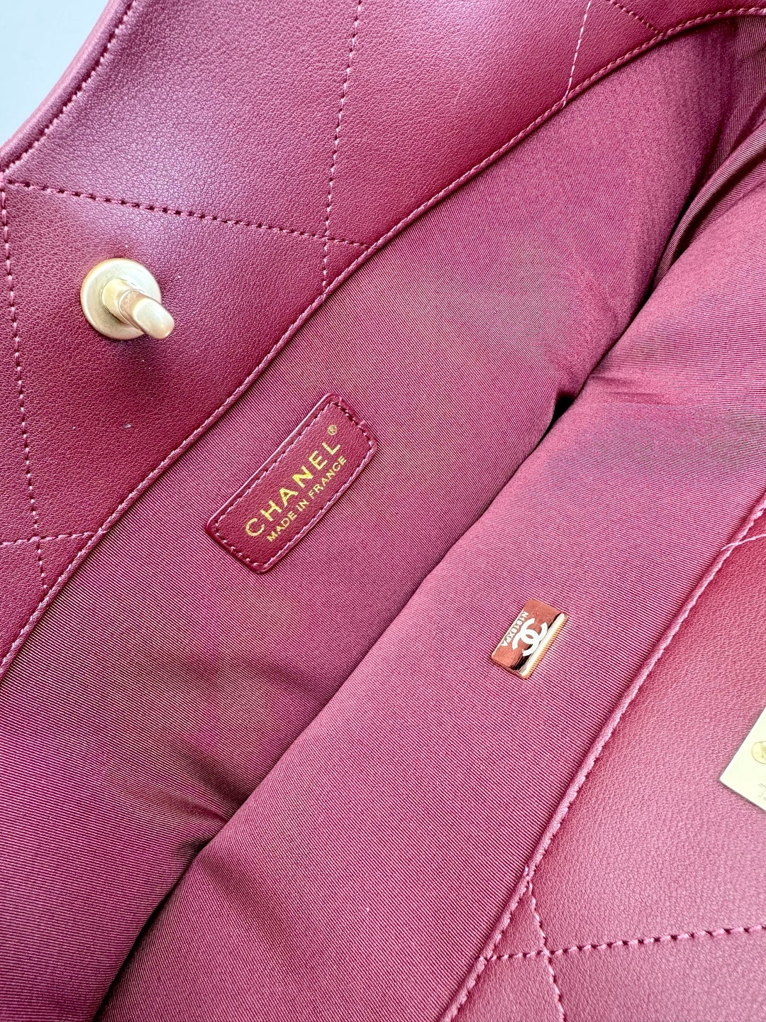 146PC11B Popular leather bag