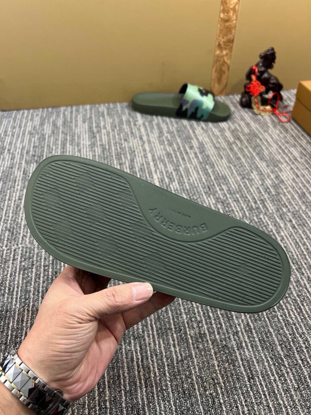 535ZR259Z Popular Slippers
