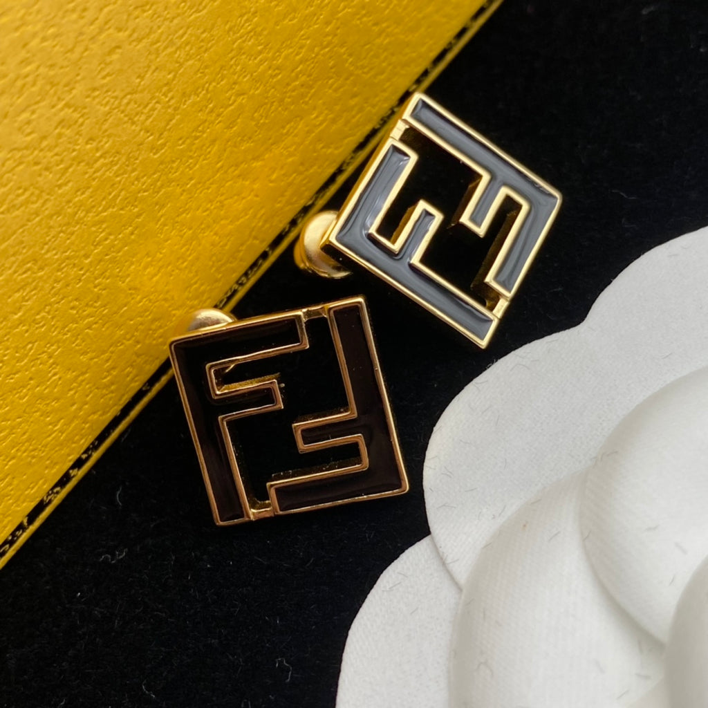 1NF193E Popular   Earrings