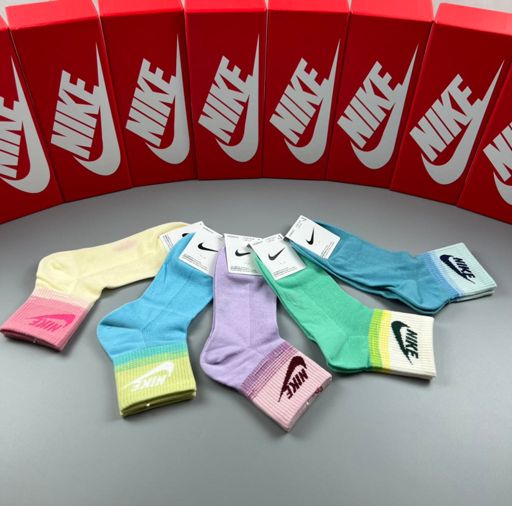 235QA70S Popular socks(5 pairs )