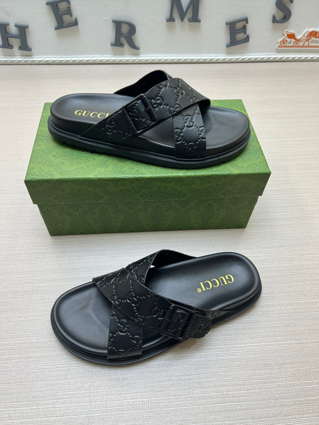 54B91Z Popular slippers