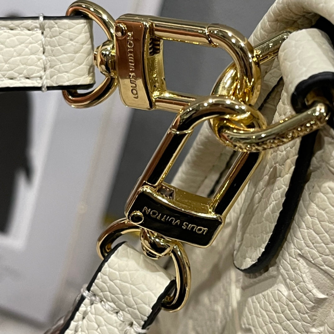 2XE318B Popular   leather bag 