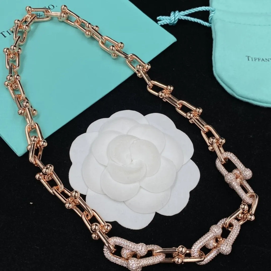 8XT32X  Popular   Earring Bracelets Necklaces