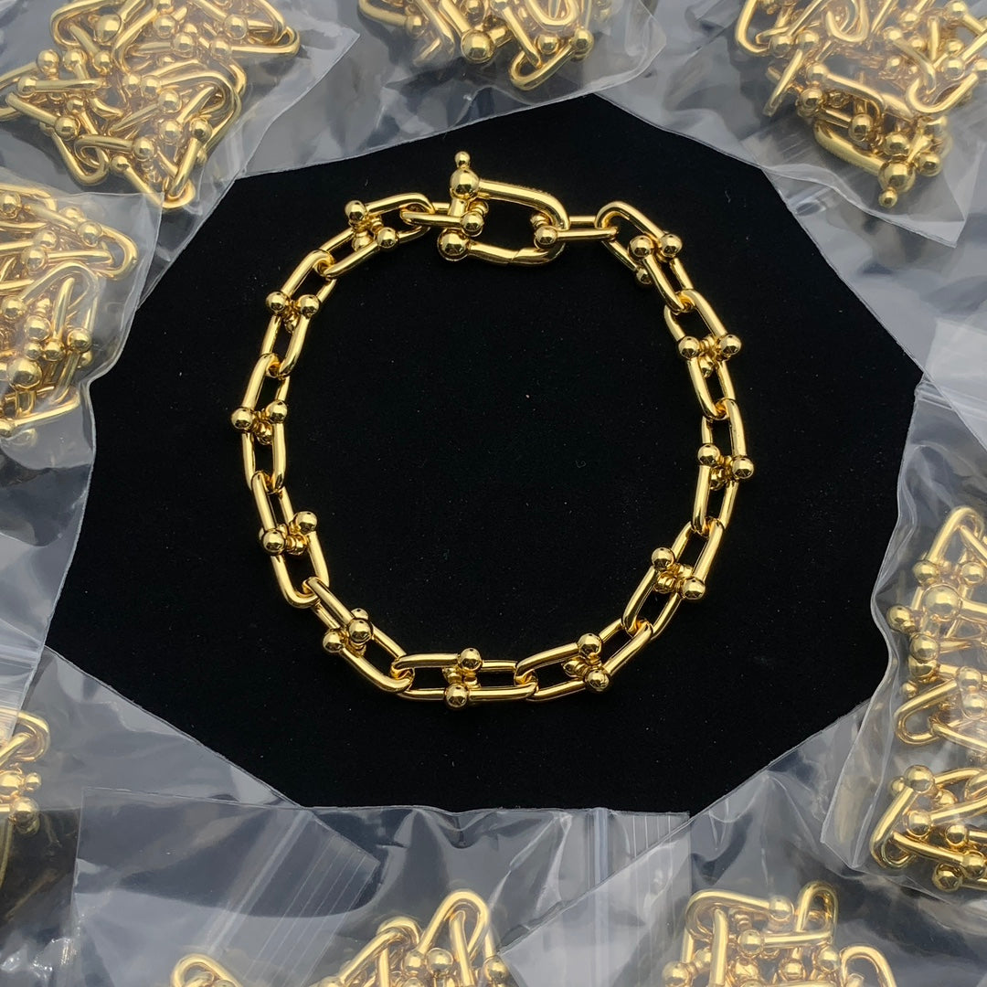 8XT30X  Popular     Earring Bracelets Necklaces