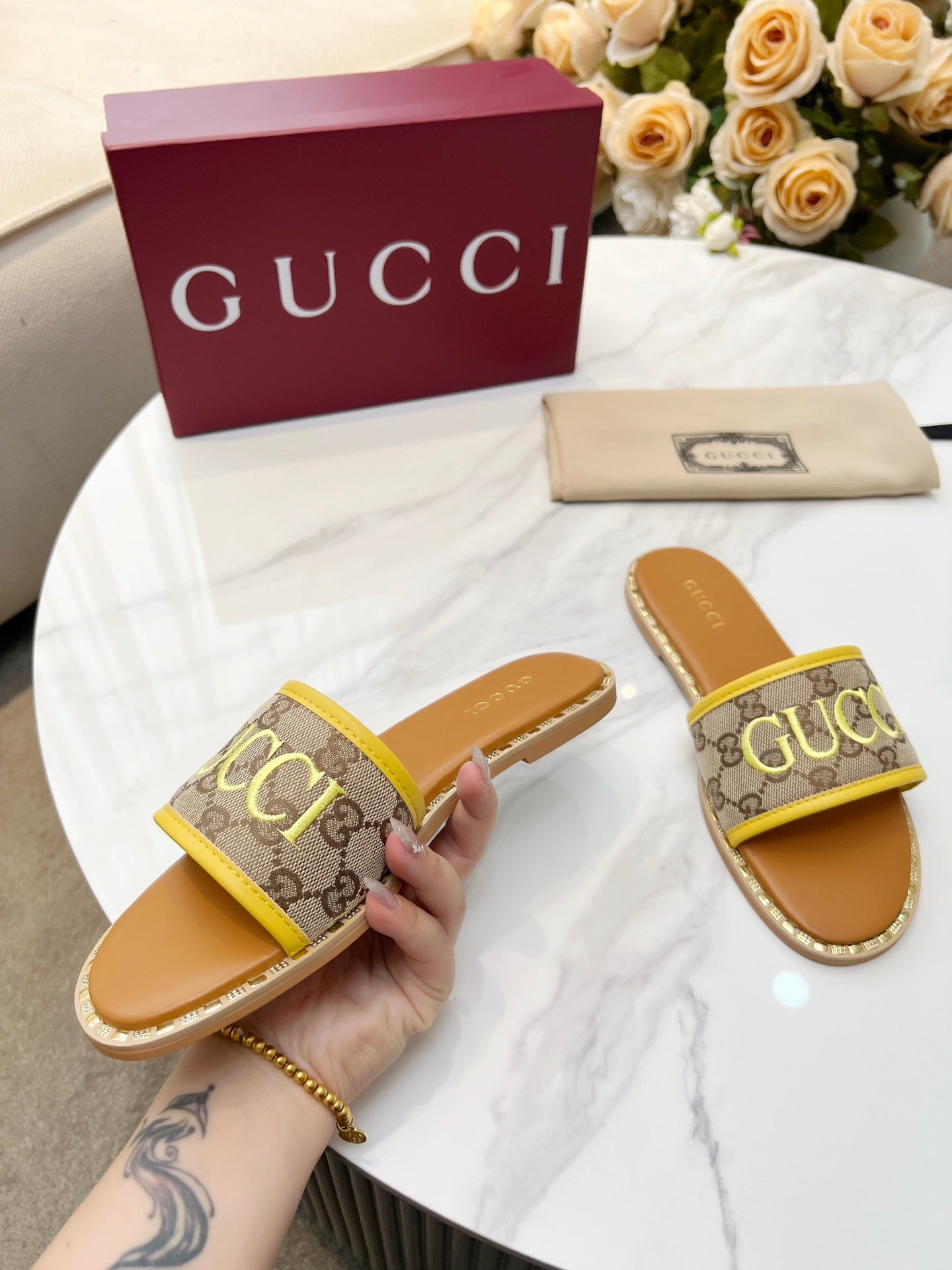 255QB29Z Popular Slippers