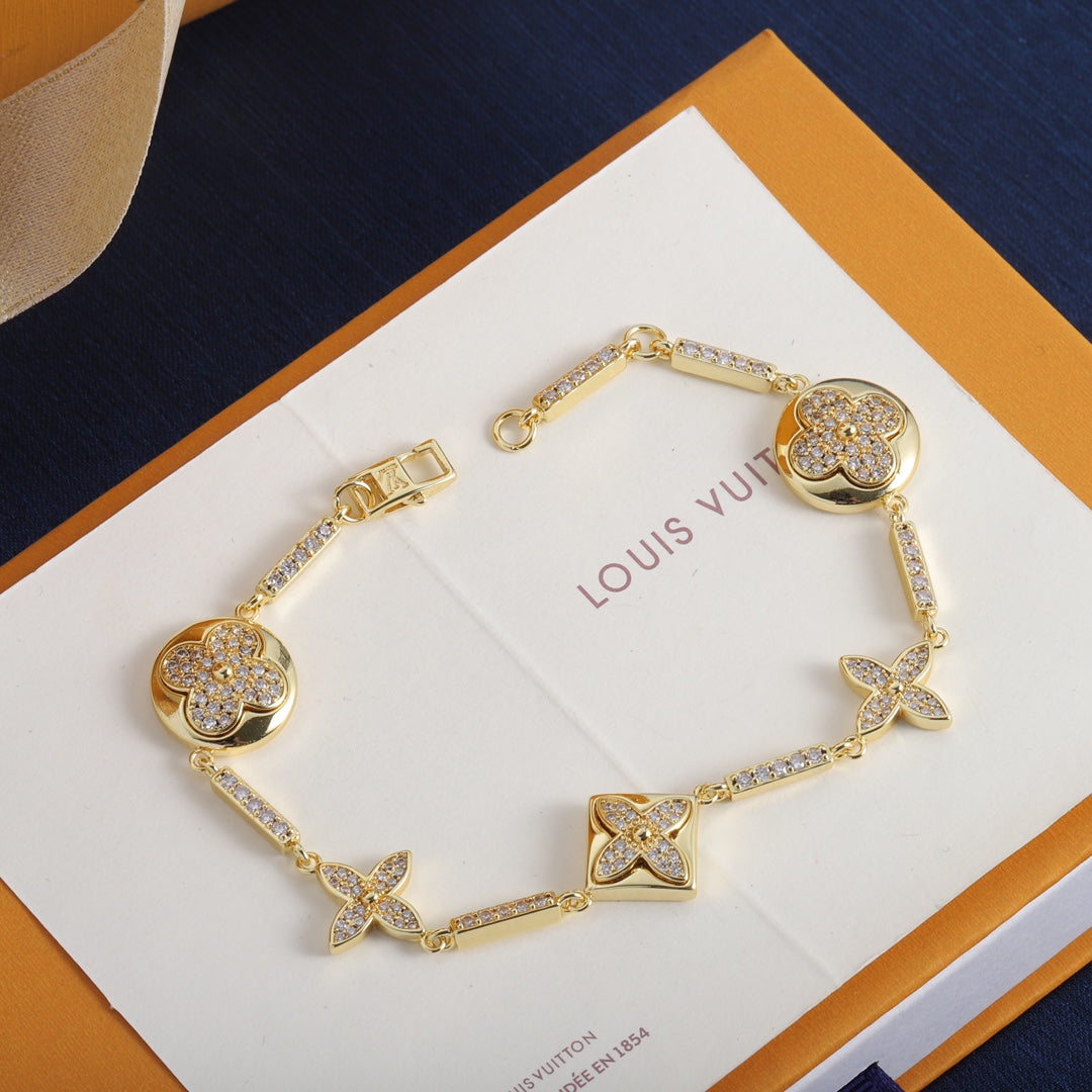 1XE602X  Popular Bracelets