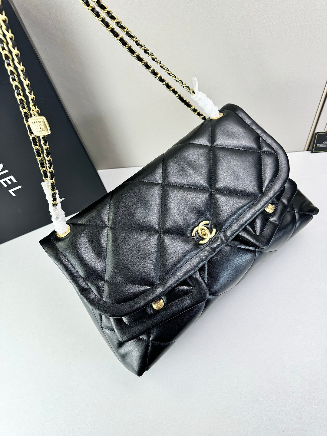 146PC13B Popular leather bag