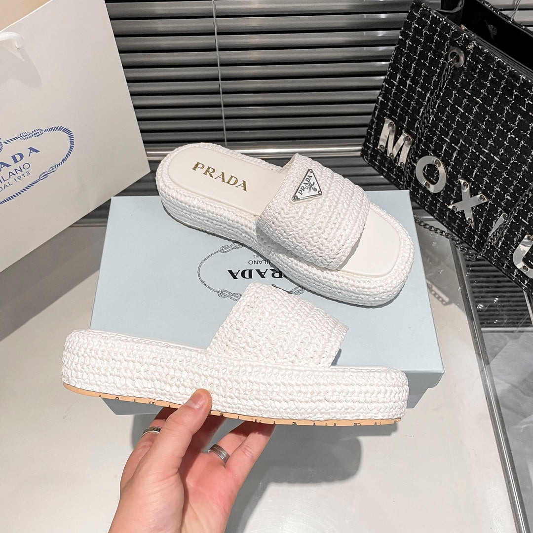 14PD21Z Popular slippers