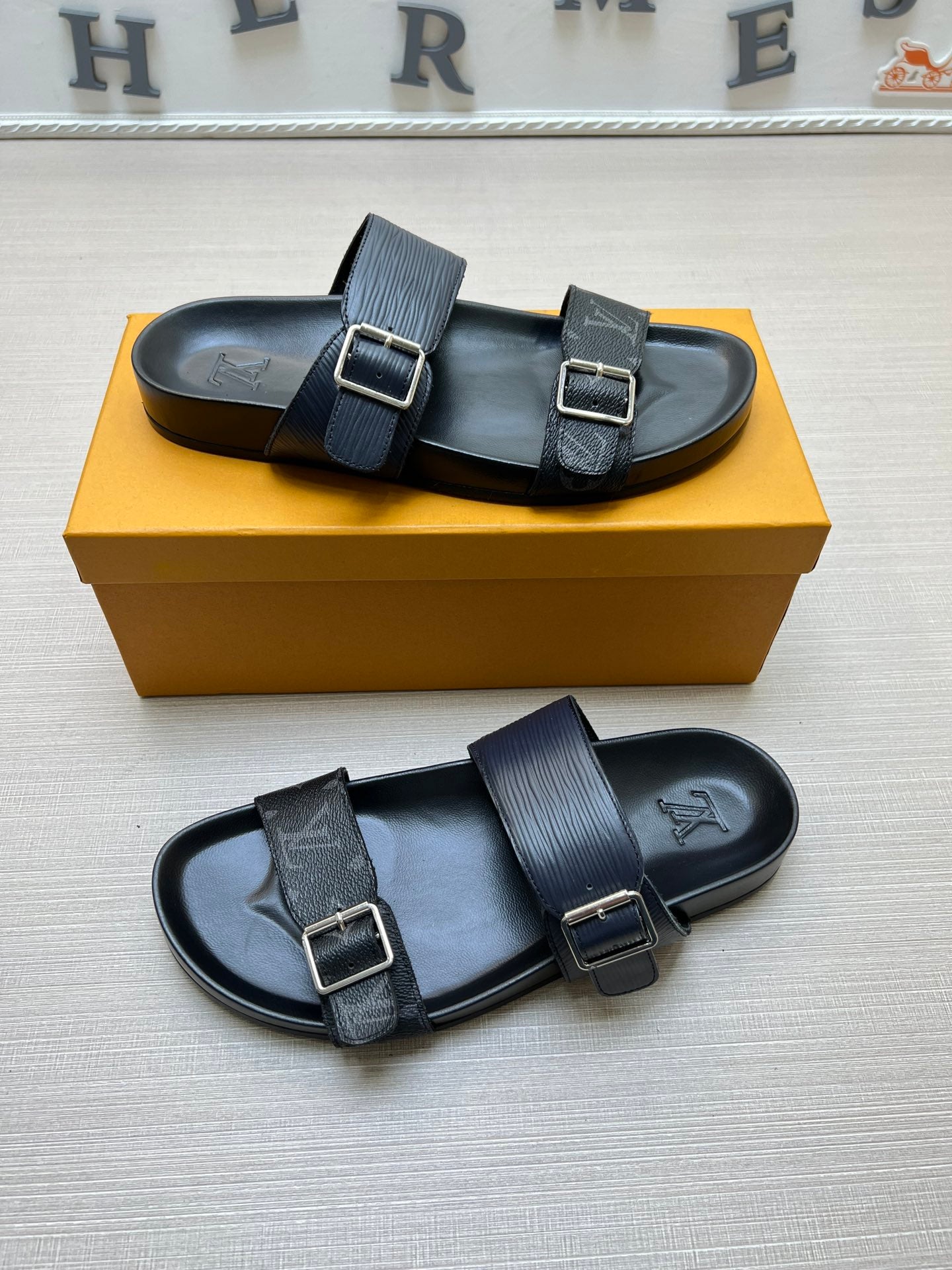 54E87Z Popular slippers