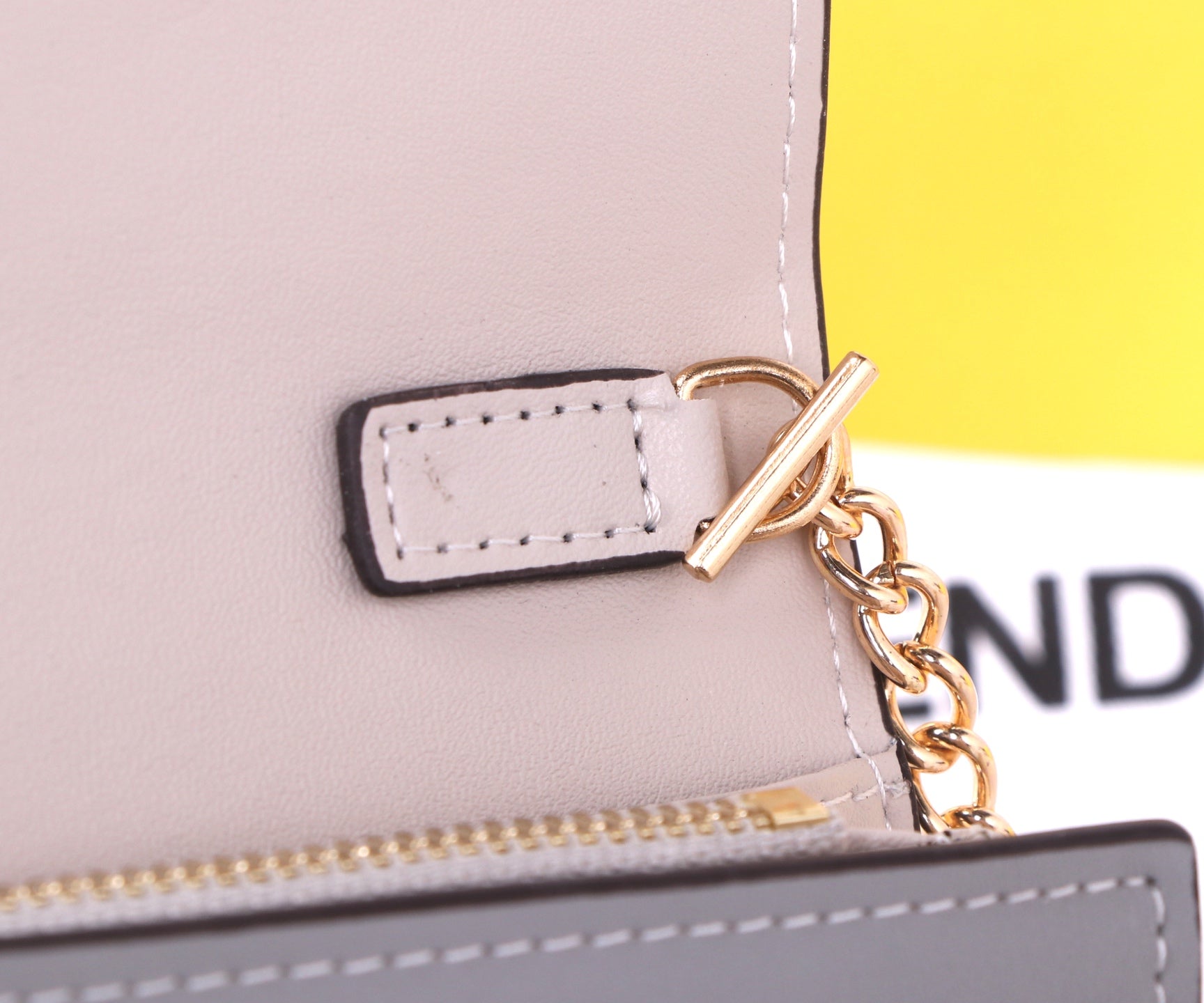 136PF103B Popular leather bag