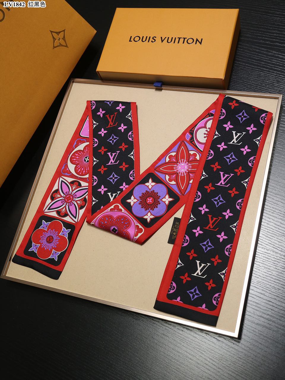 1ZE192W Popular Silk Scarve