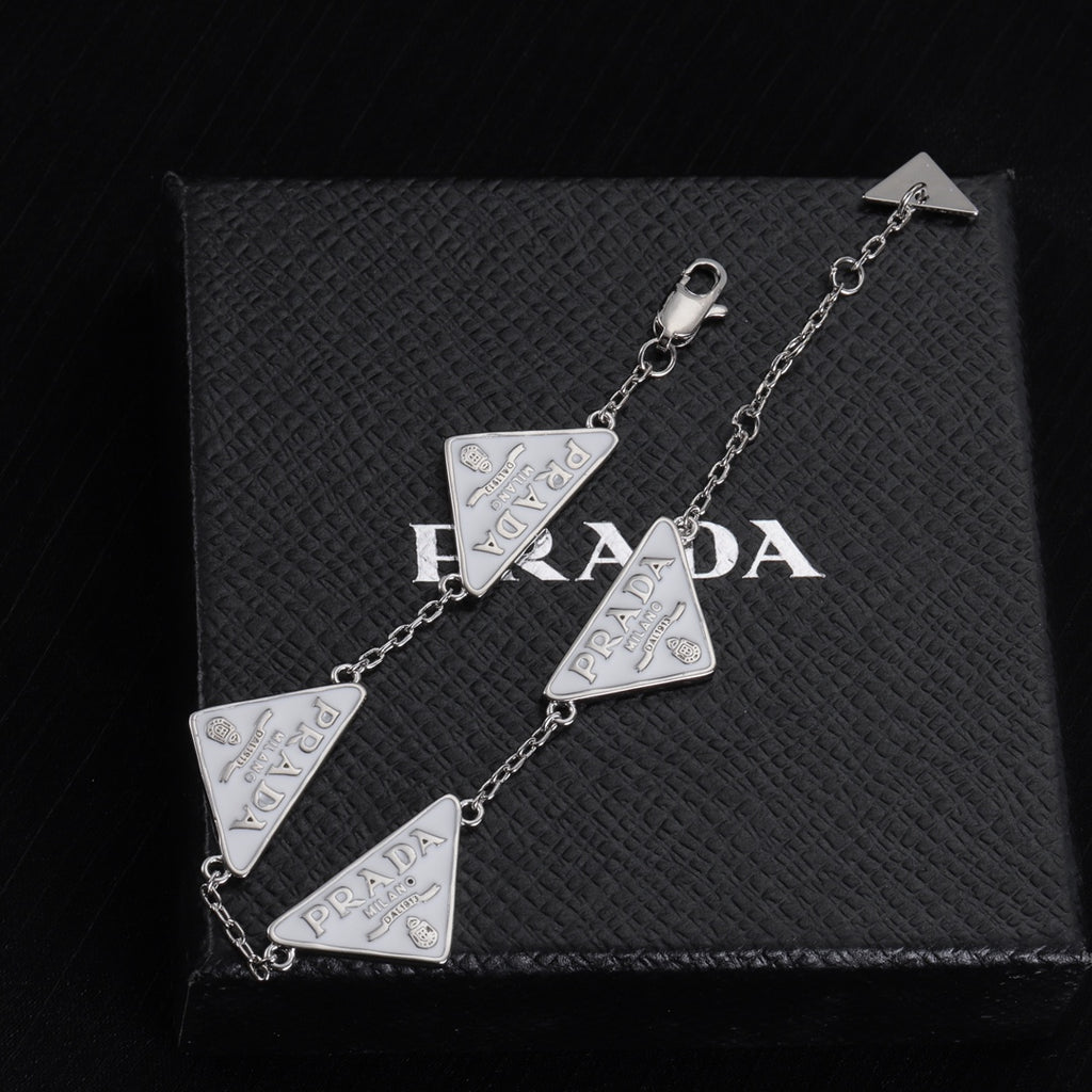 1XPD595K  Popular Bracelets