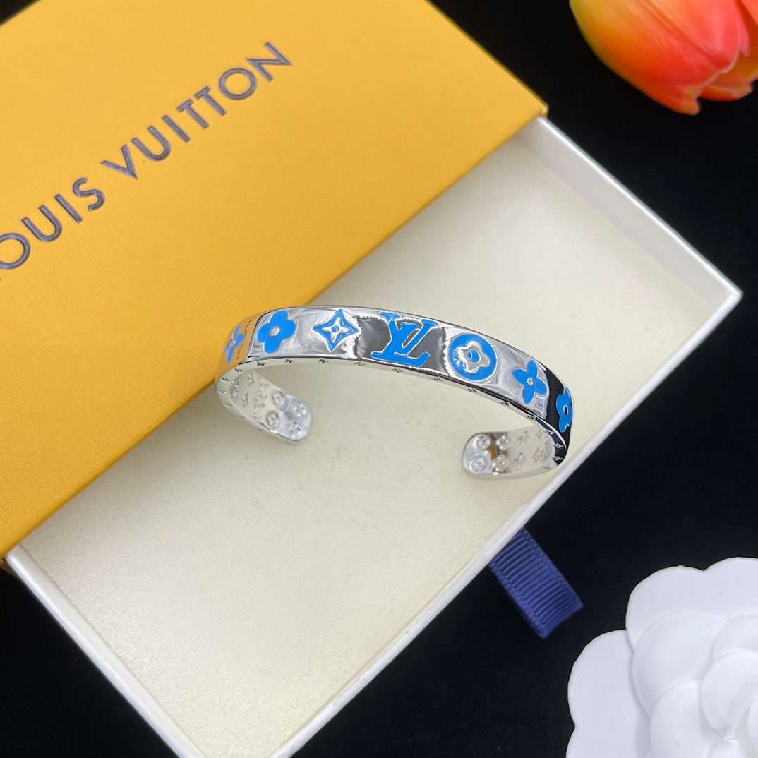 14E1054K  Popular Bracelets