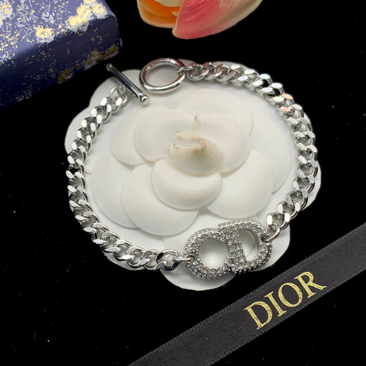 1ND45K  Popular bracelet
