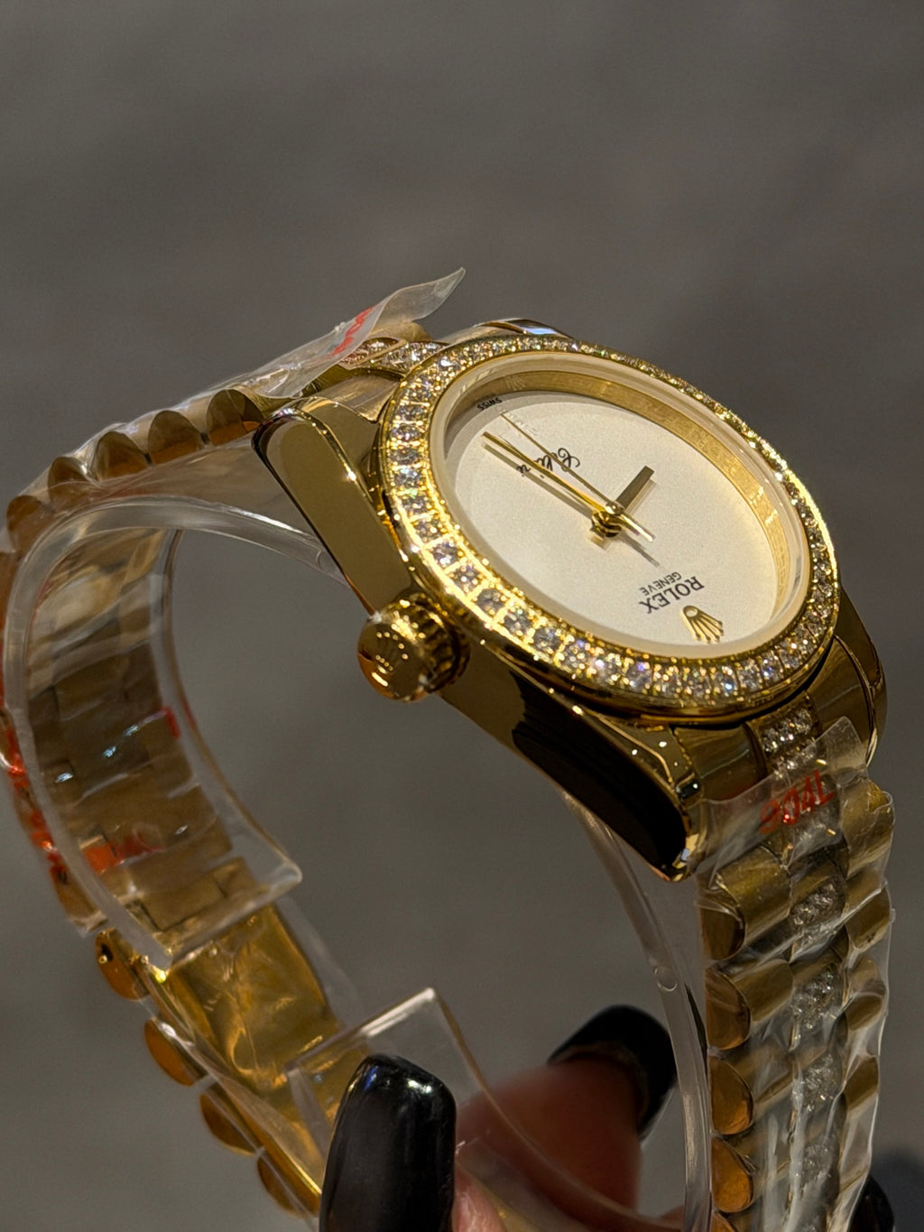 136RL25L Popular Watches