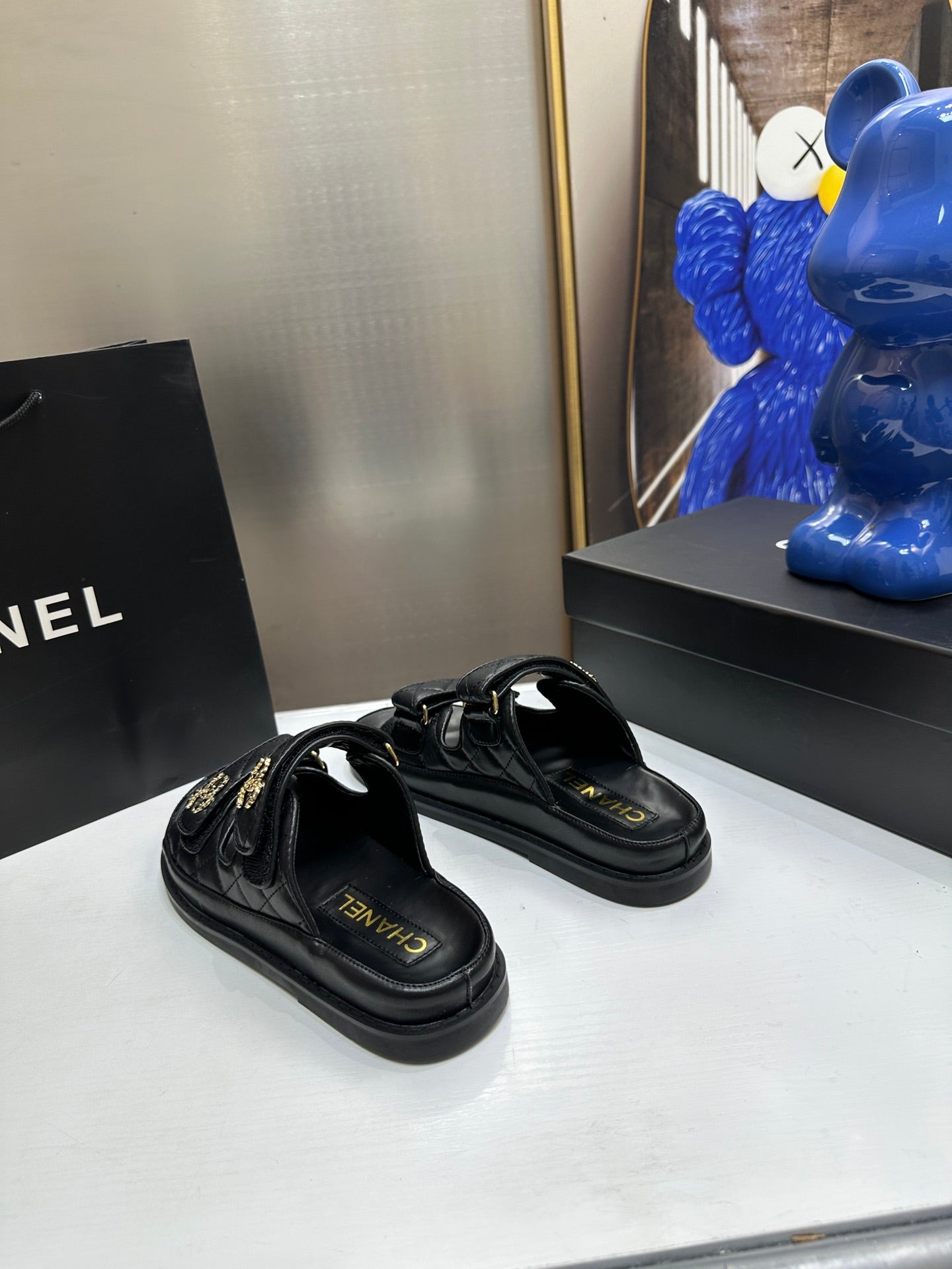 145RC1Z Popular sandals