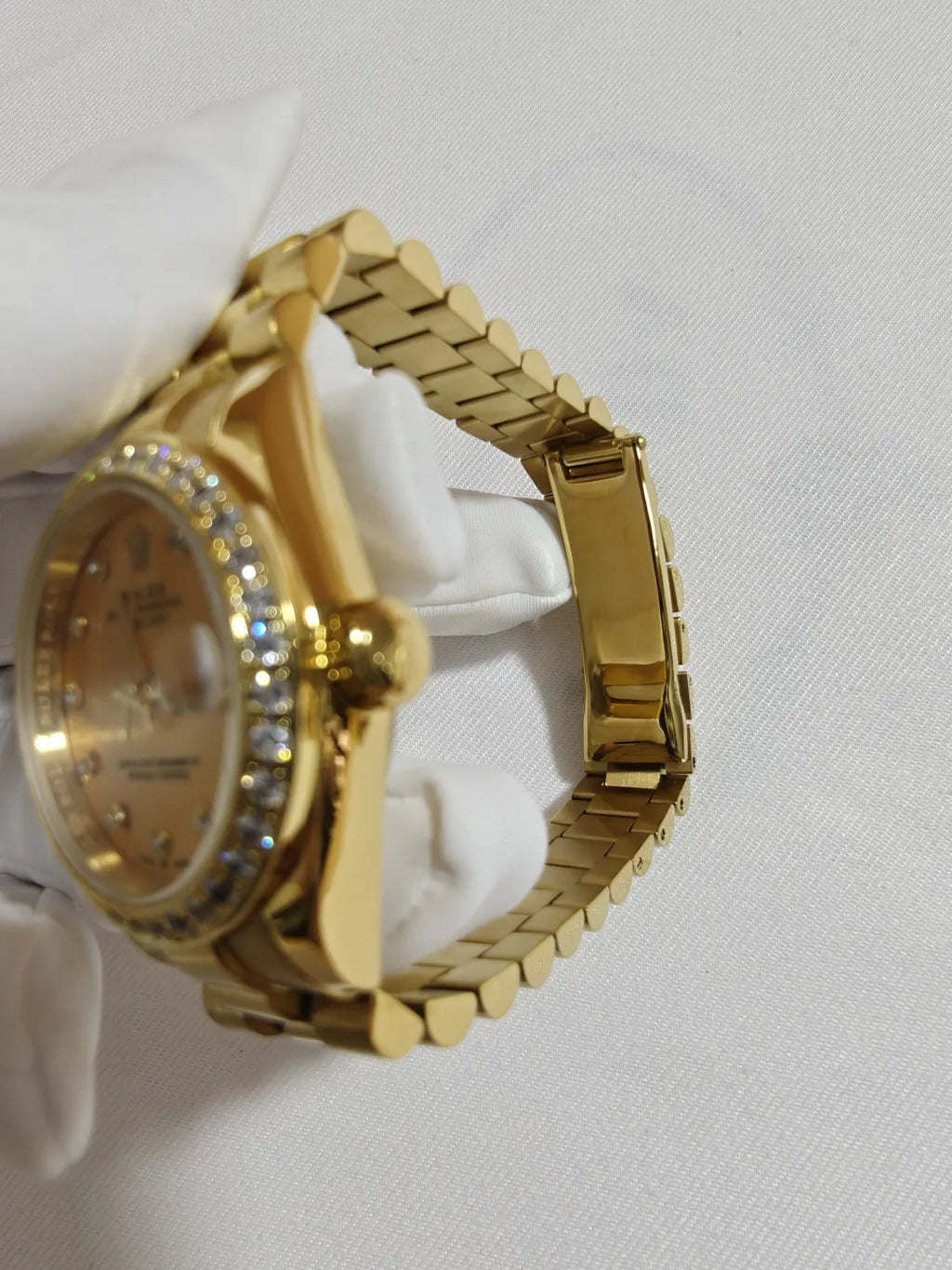 136RL16L Popular Watches
