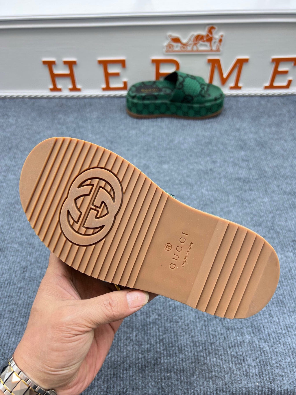 54B122Z Popular slippers  Sole thickness 5.5cm