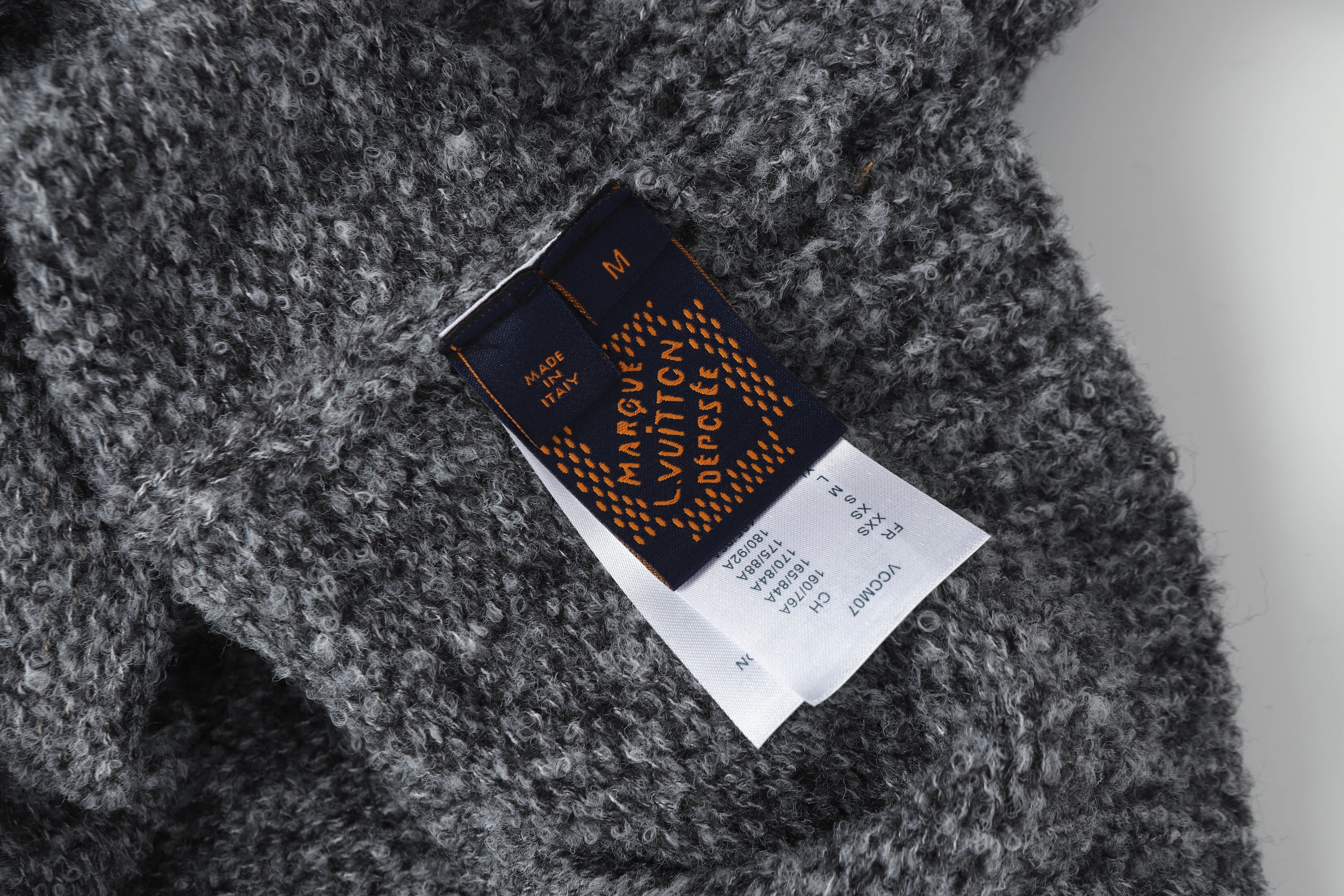 105ZE456U Popular Sweaters