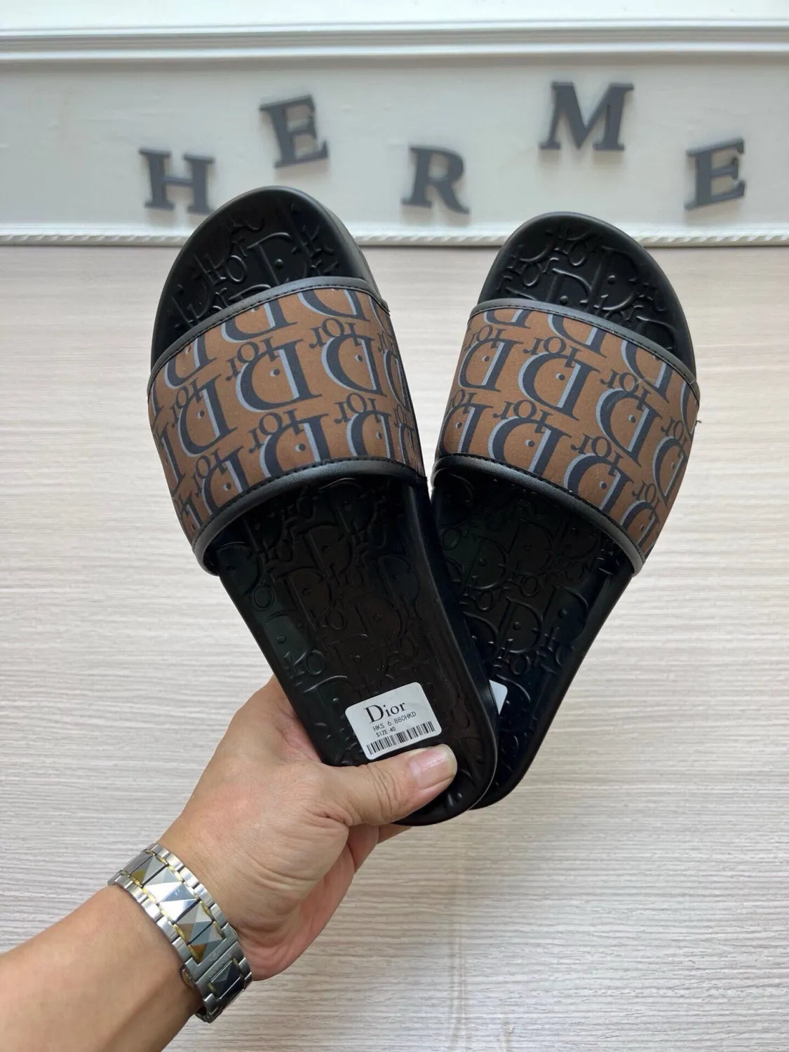 5LD214Z Popular Slippers