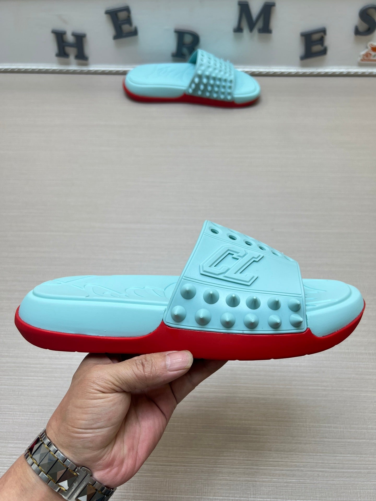 54A18Z Popular slippers