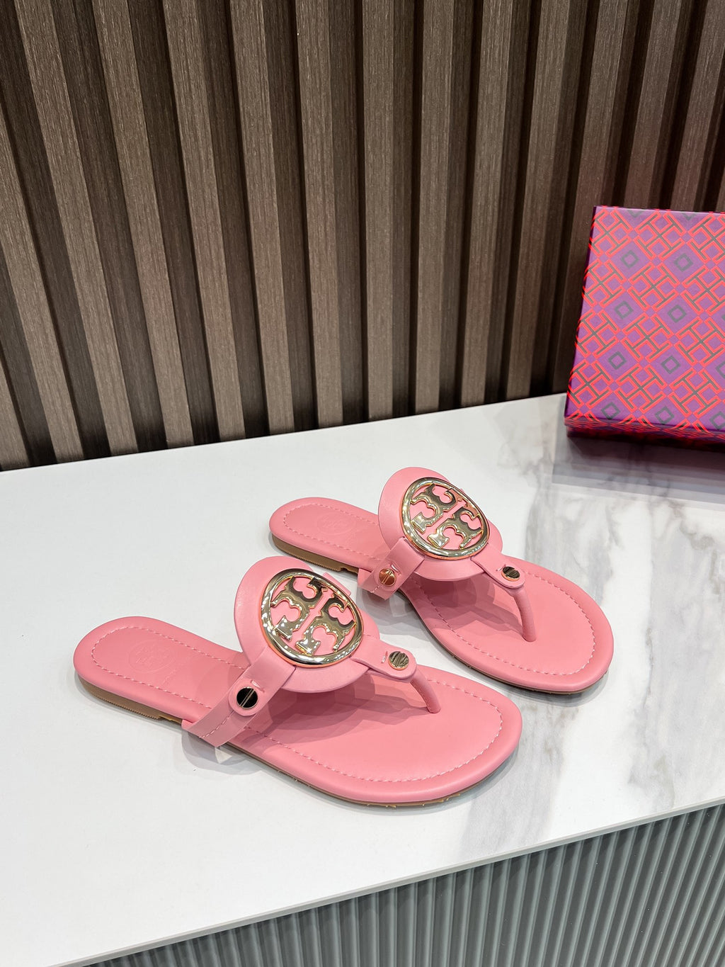 255QA34Z Popular leather shoes