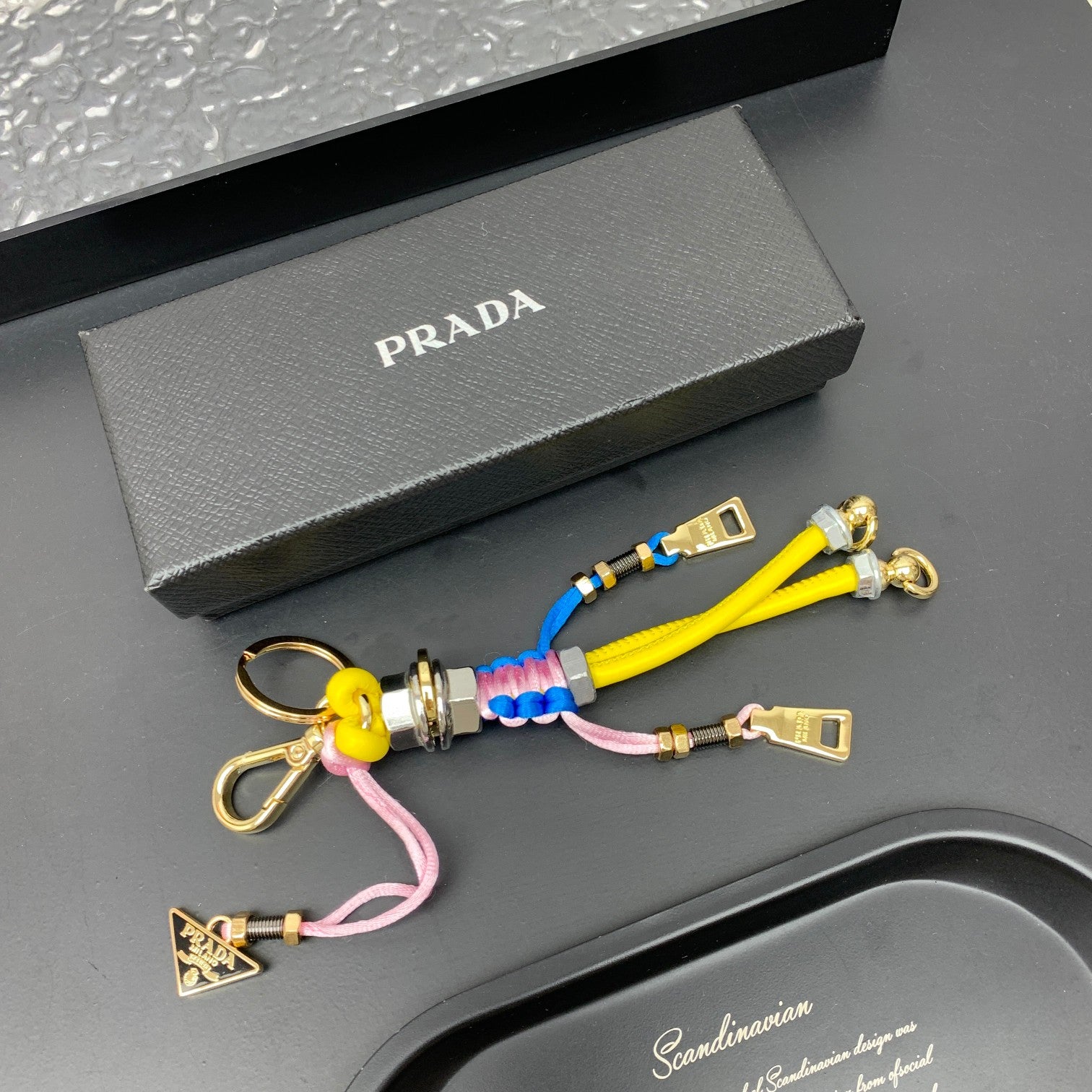 35ZP36A Popular bag 's charms accessories