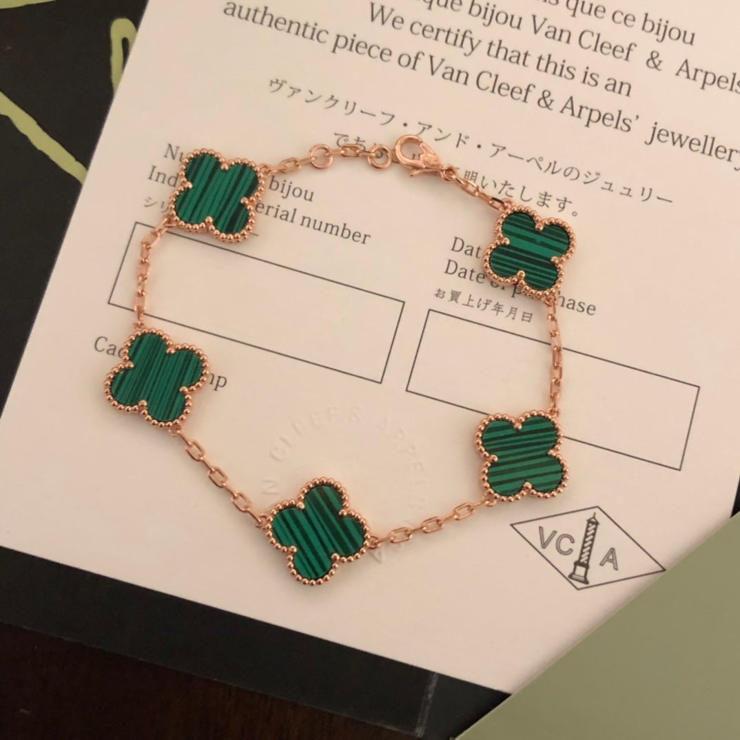 5XVA180K  Popular bracelets 5 flowers normal size1.5cm flower