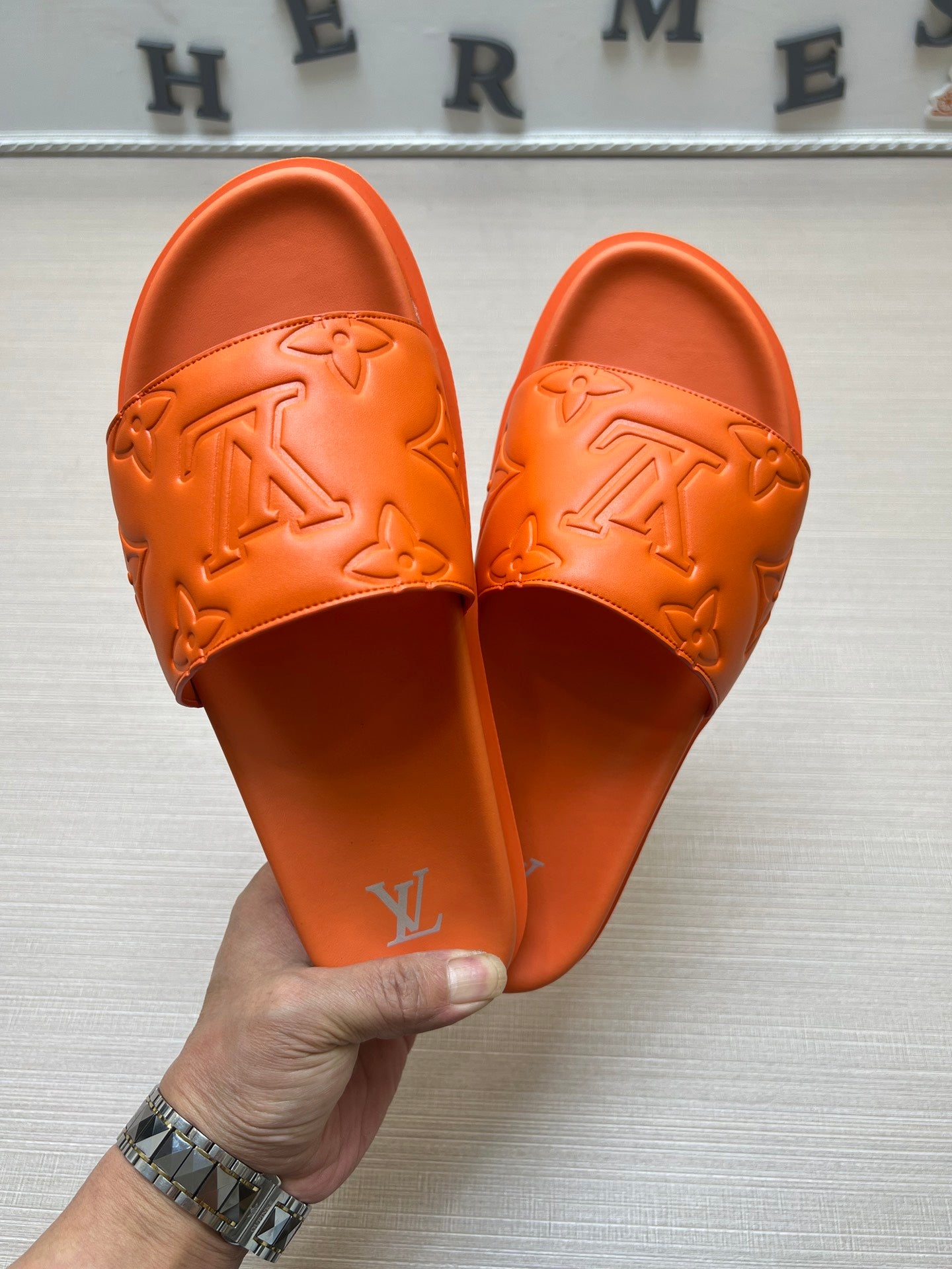 54E3Z Popular slippers