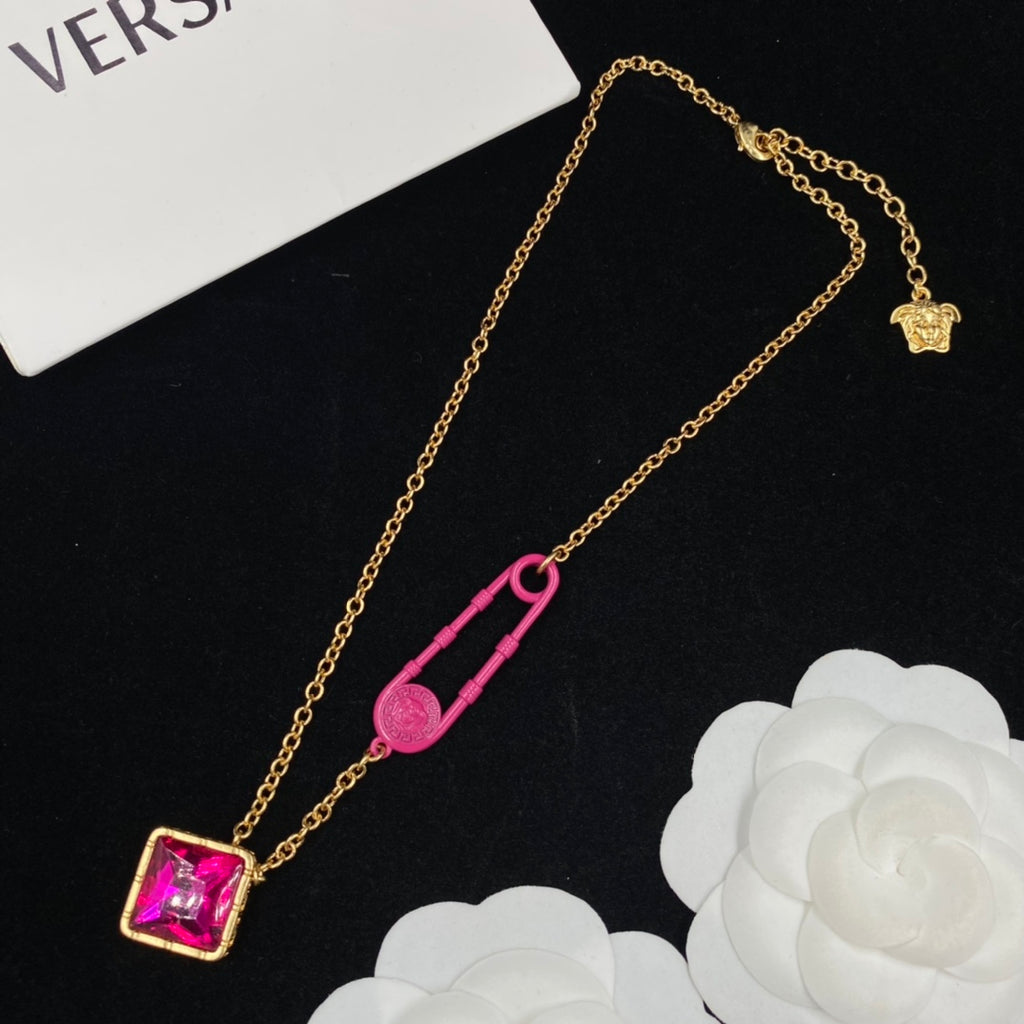 55QV360X Popular Necklaces