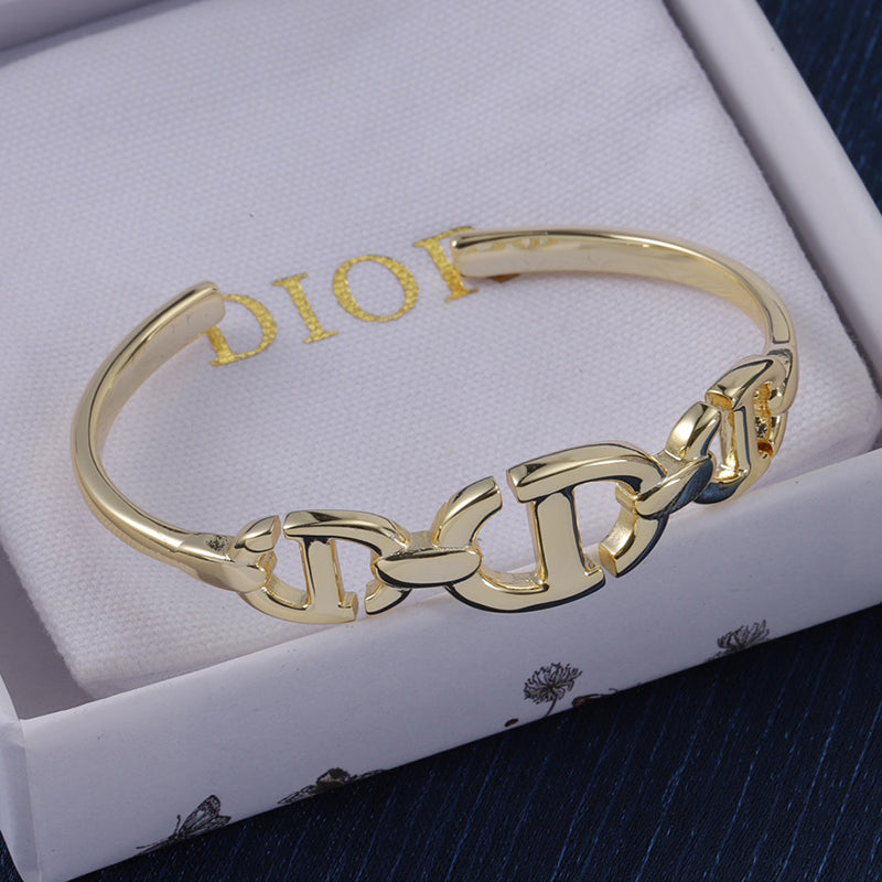 14D1067K  Popular Bracelets