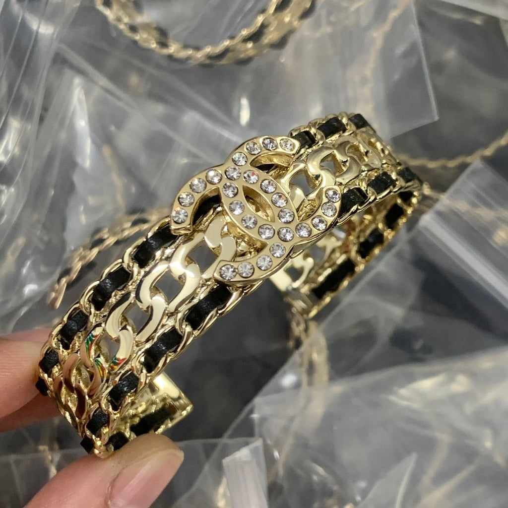 8XC60K  Popular Bracelets