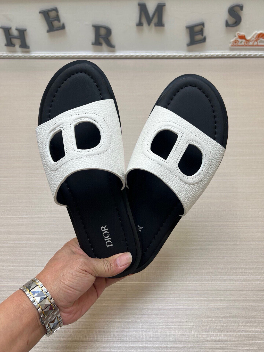 535ZD306Z Popular Slippers