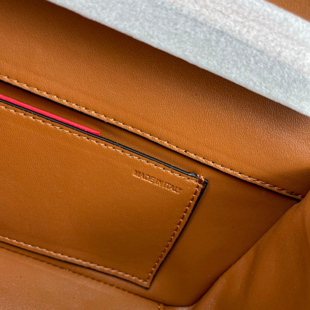 1WVL114B Popular  leather bag