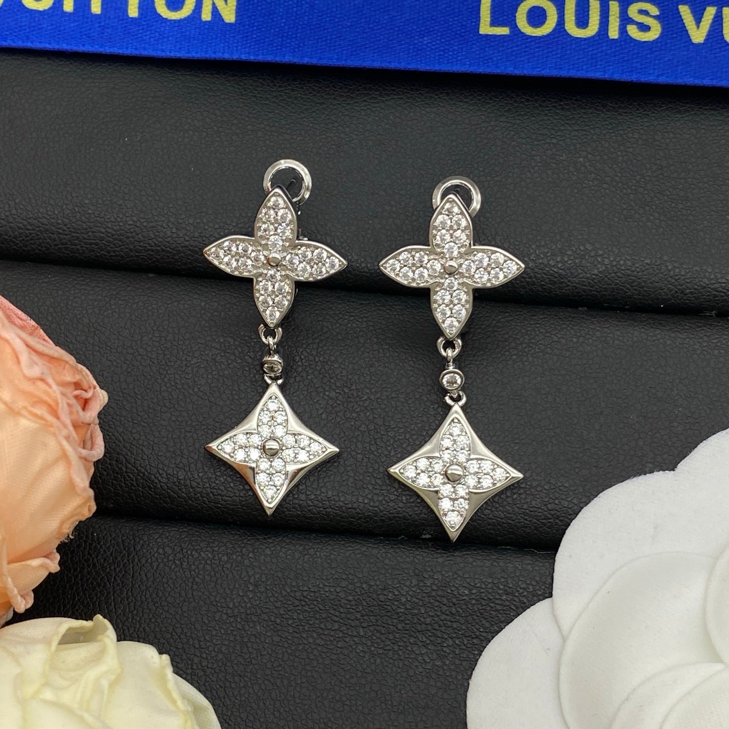 15ZE34E Popular Earrings