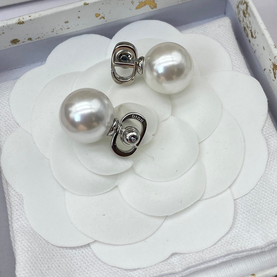 14D710E Popular  Earrings