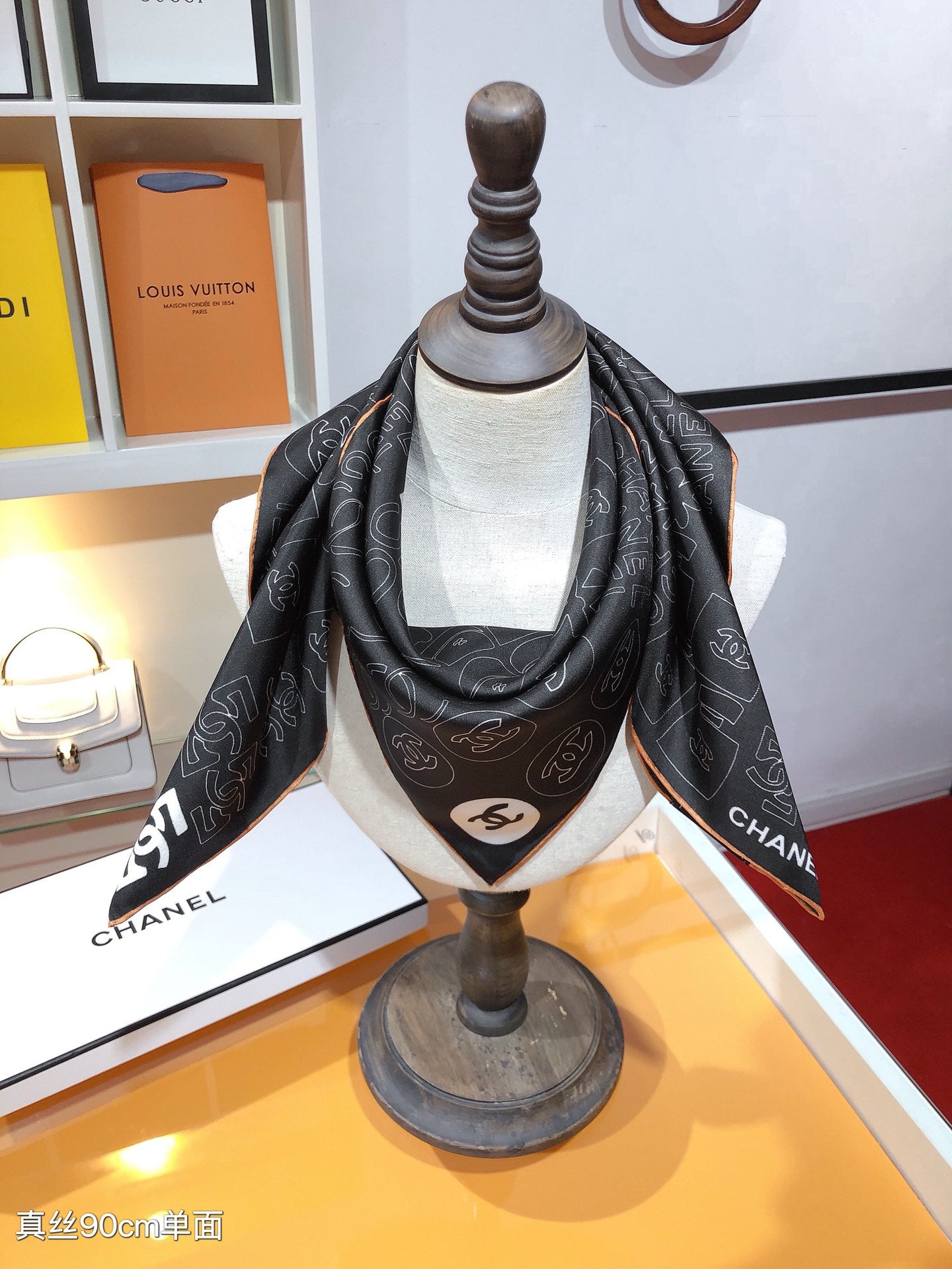 155NC9W Popular Silk Scarve