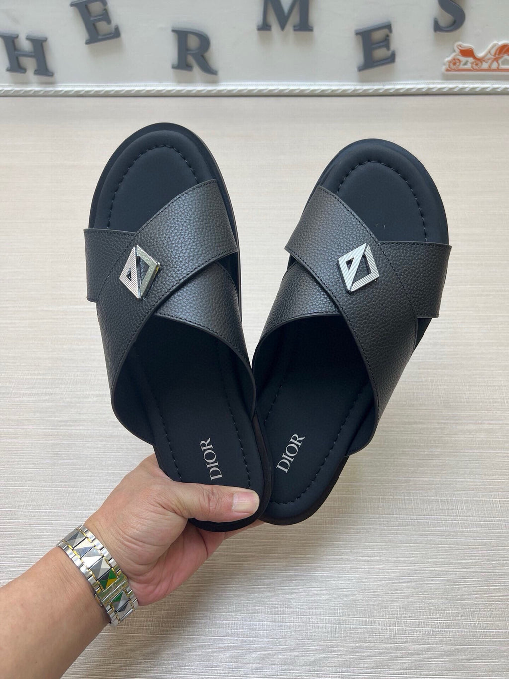 535ZD307Z Popular Slippers