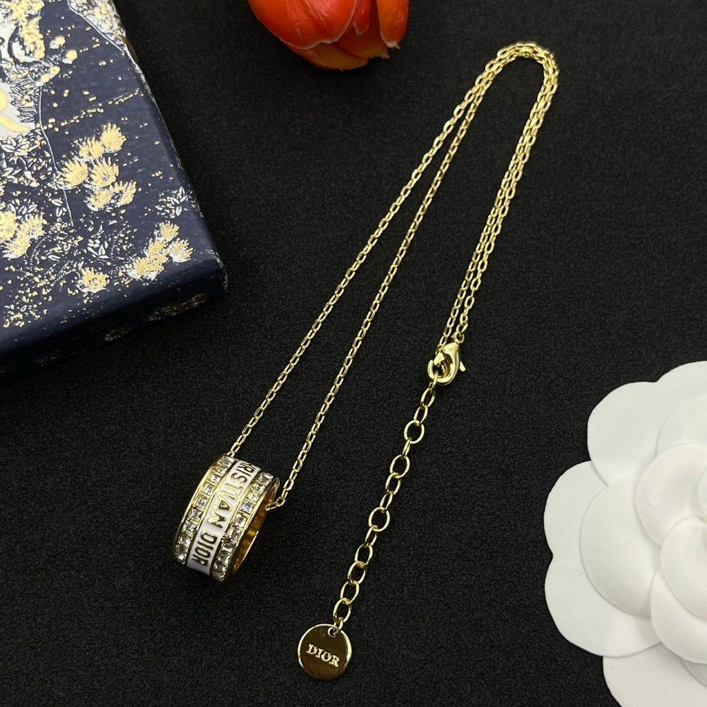 15QD61X Popular Necklace