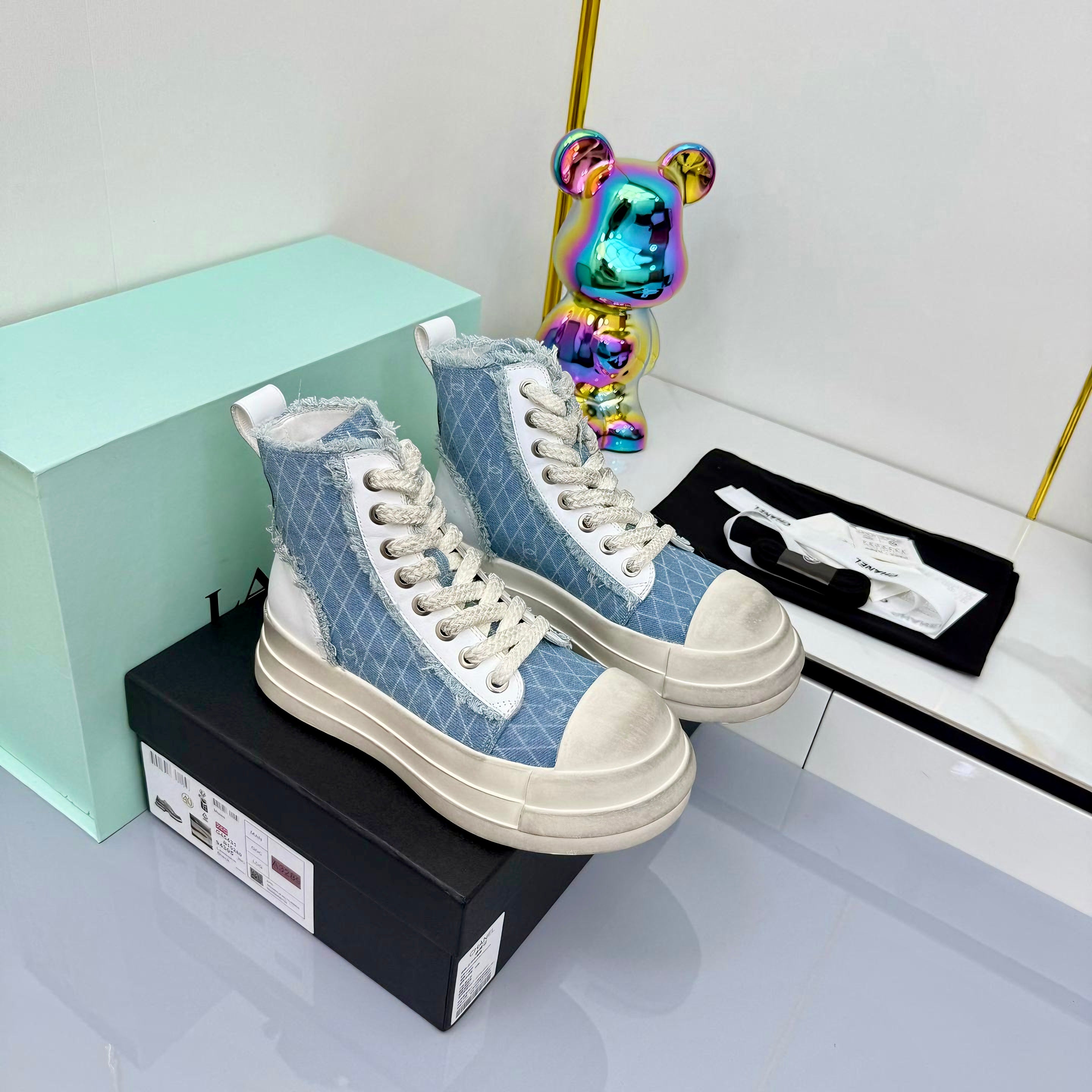 2105QC385Z Popular high-quality Boots