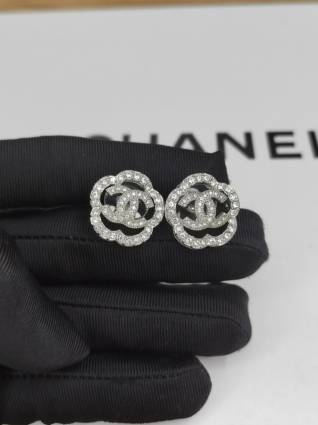 15QC12E Popular Earrings