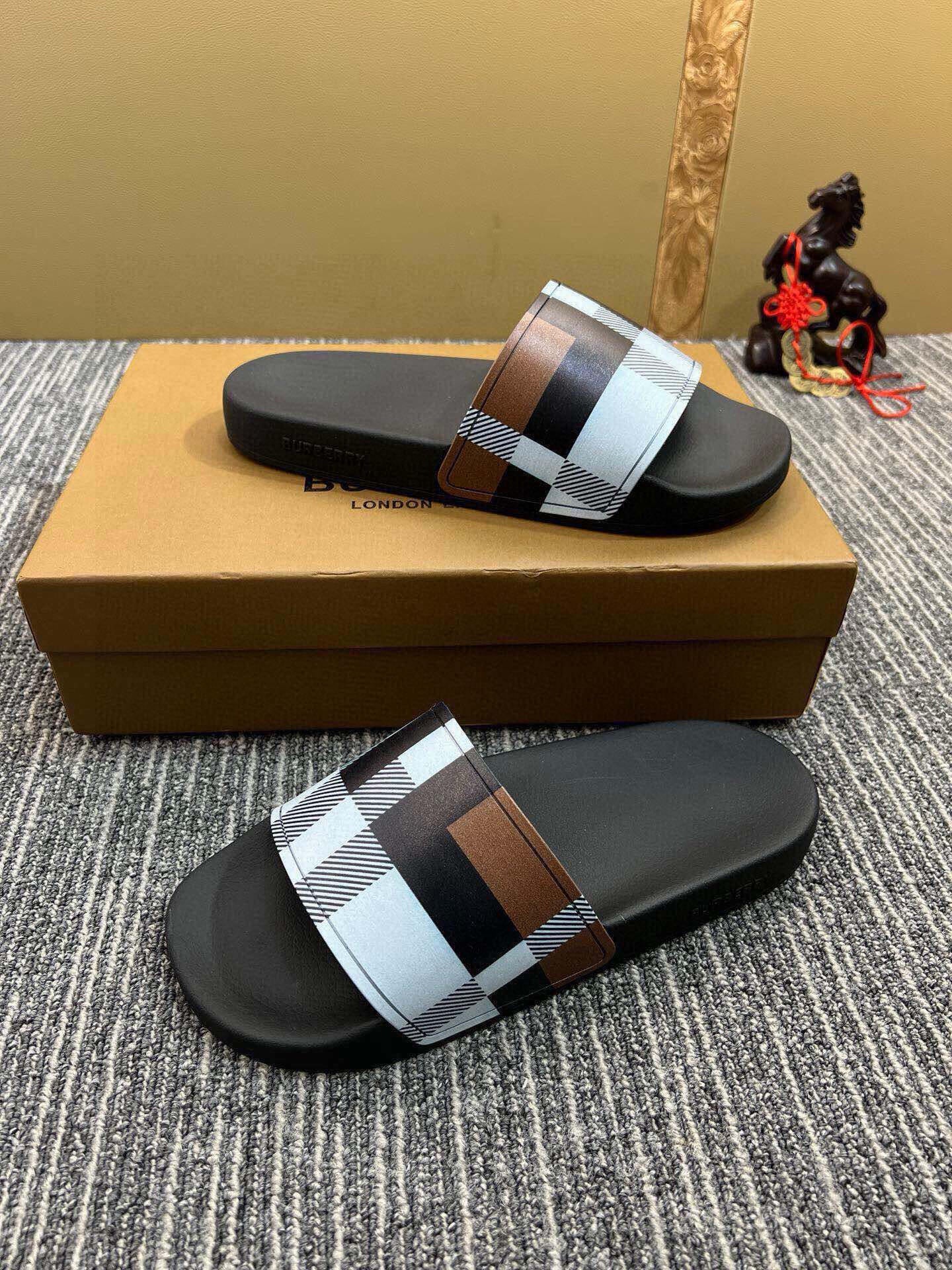 535ZR258Z Popular Slippers