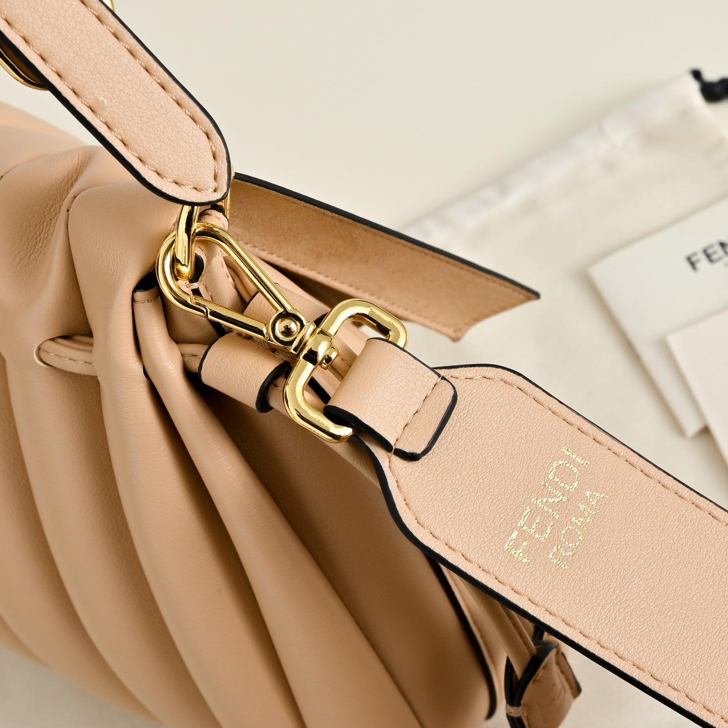 136PF106B Popular leather bag