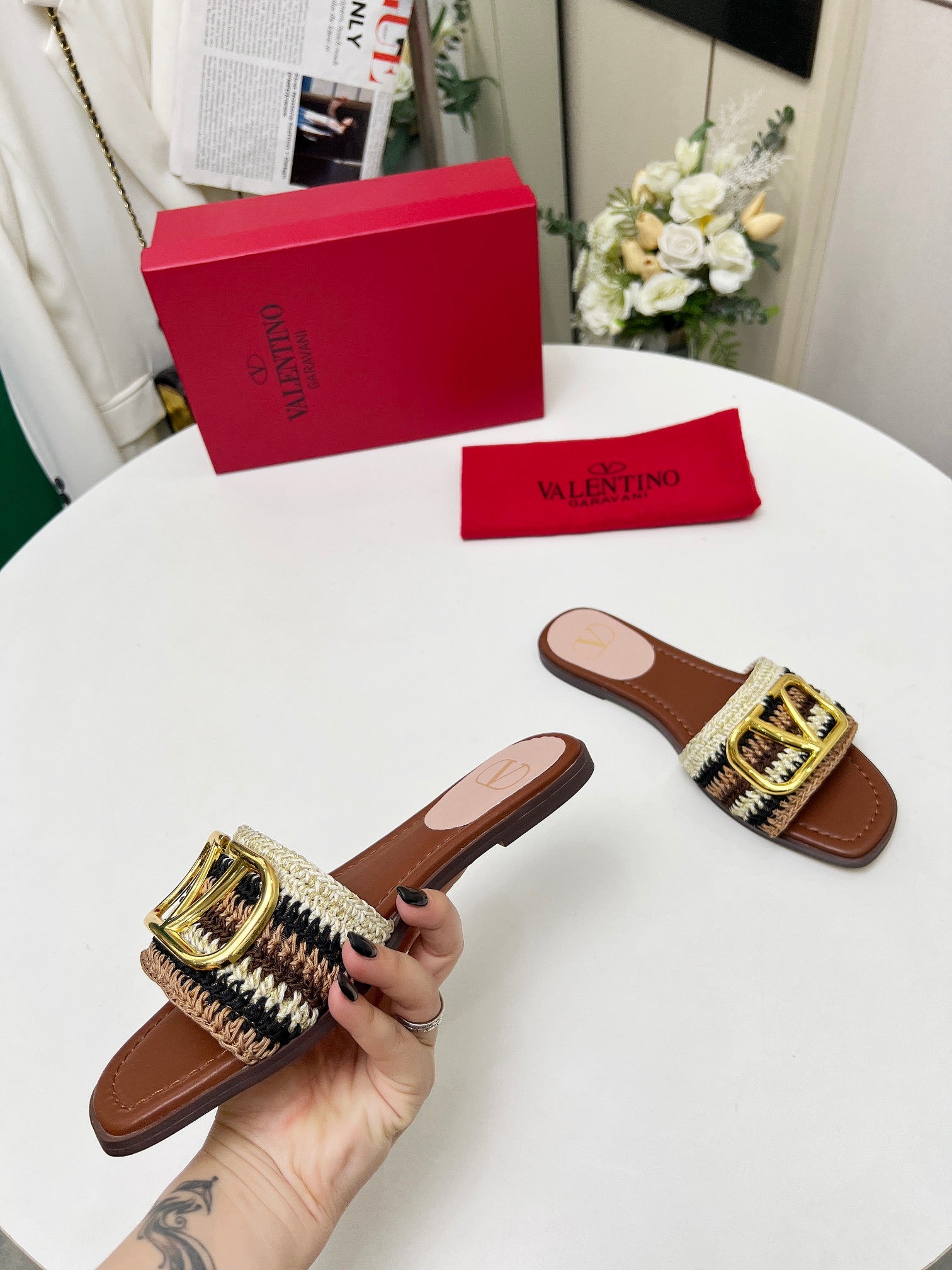 255QVL31Z Popular Slippers