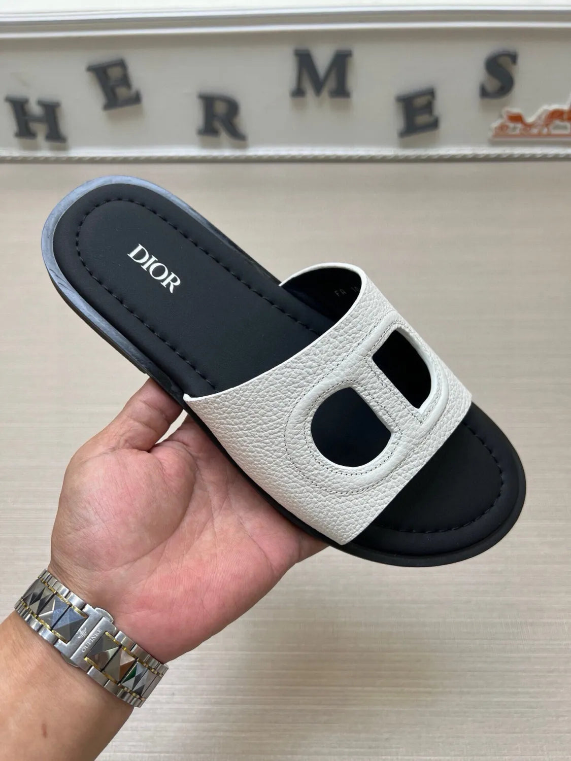 535ZD306Z Popular Slippers