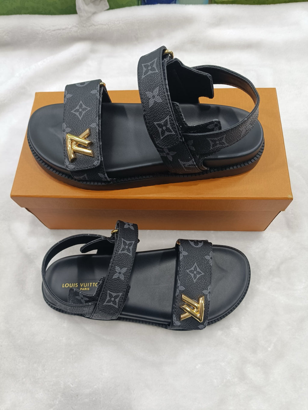 5LE211Z Popular sandals