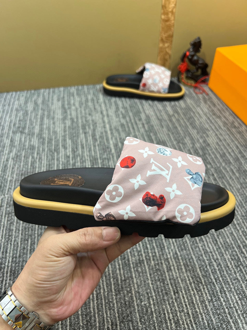 5XF120Z Popular leather quality Slippers