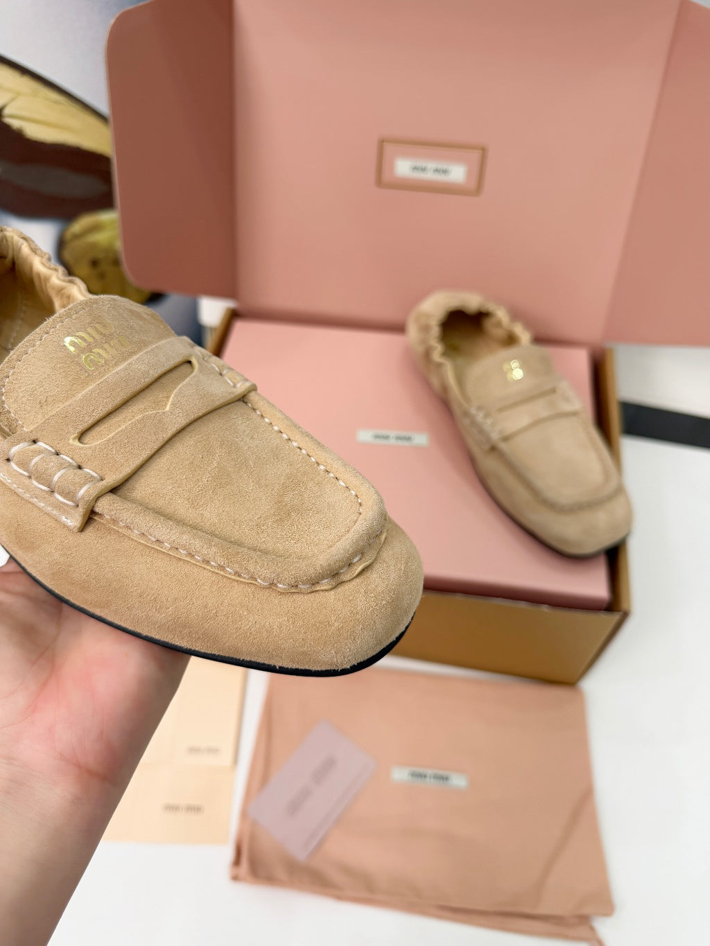 Z2P36A53 Popular high-quality leather Shoes